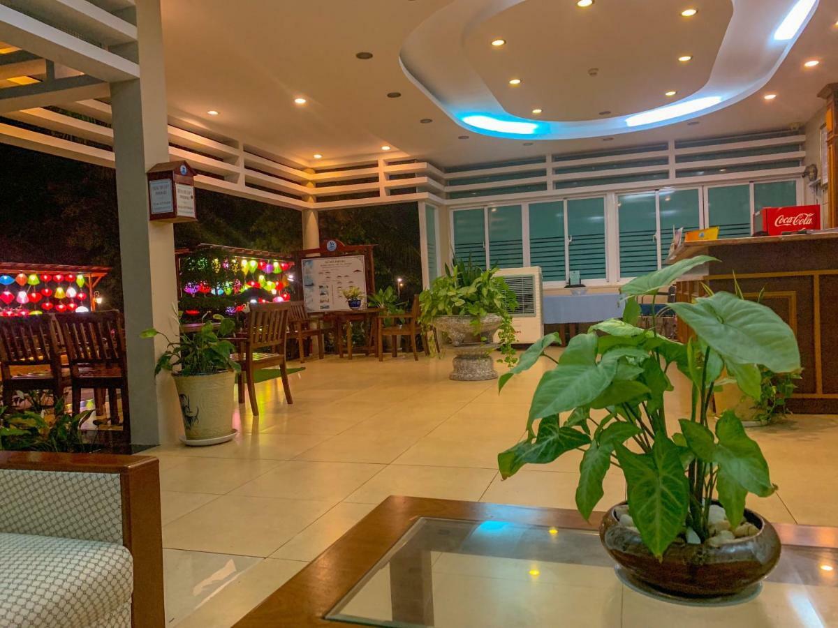Resort Huong Phong Ho Coc