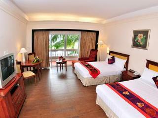 Hotel Royal Halong Ha Long