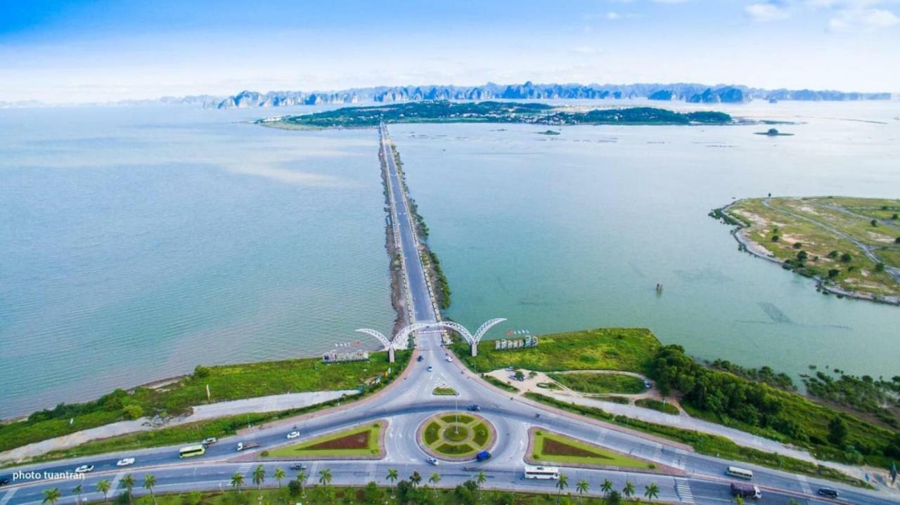 Ling Hotel Ha Long