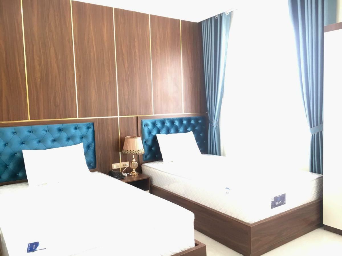 House Hotel