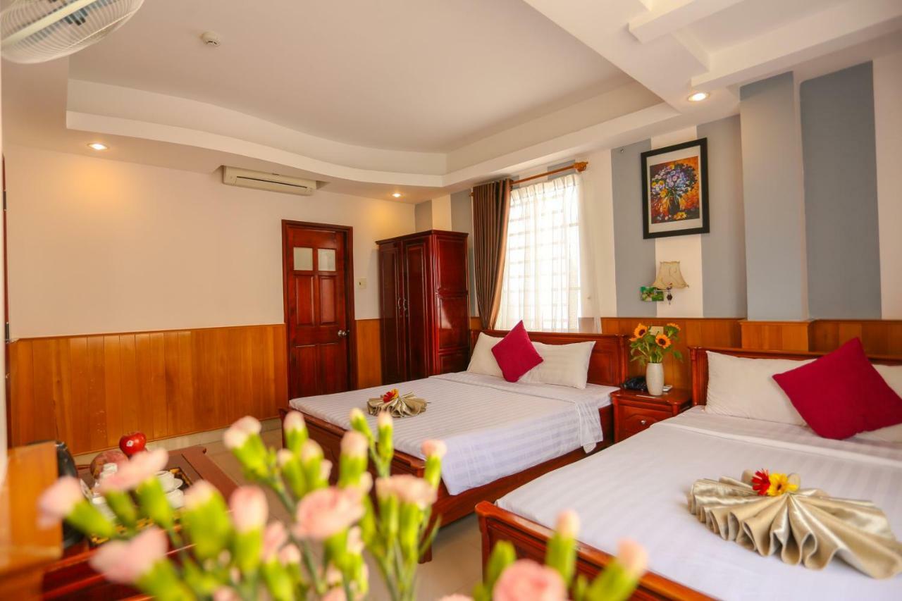Serena Hotel