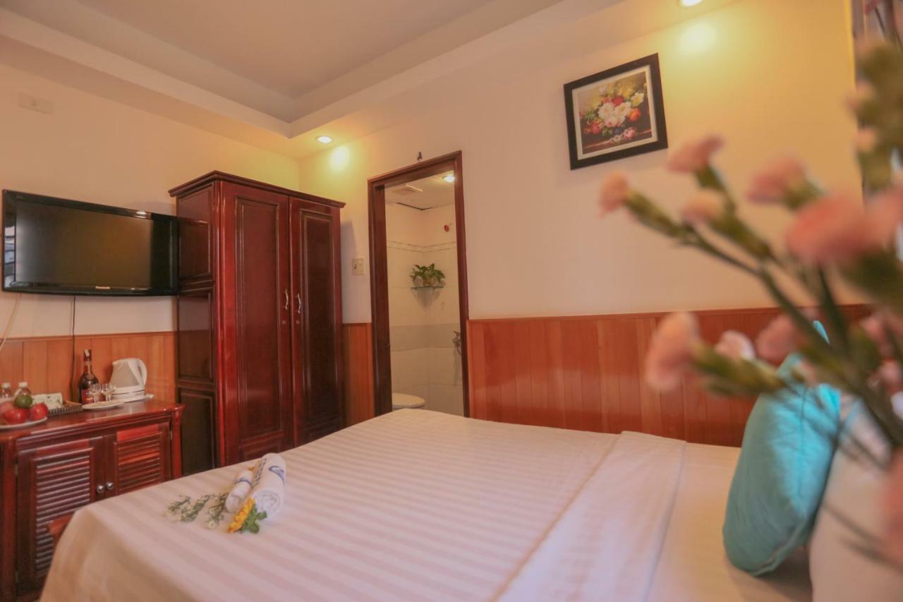 Serena Hotel 2*