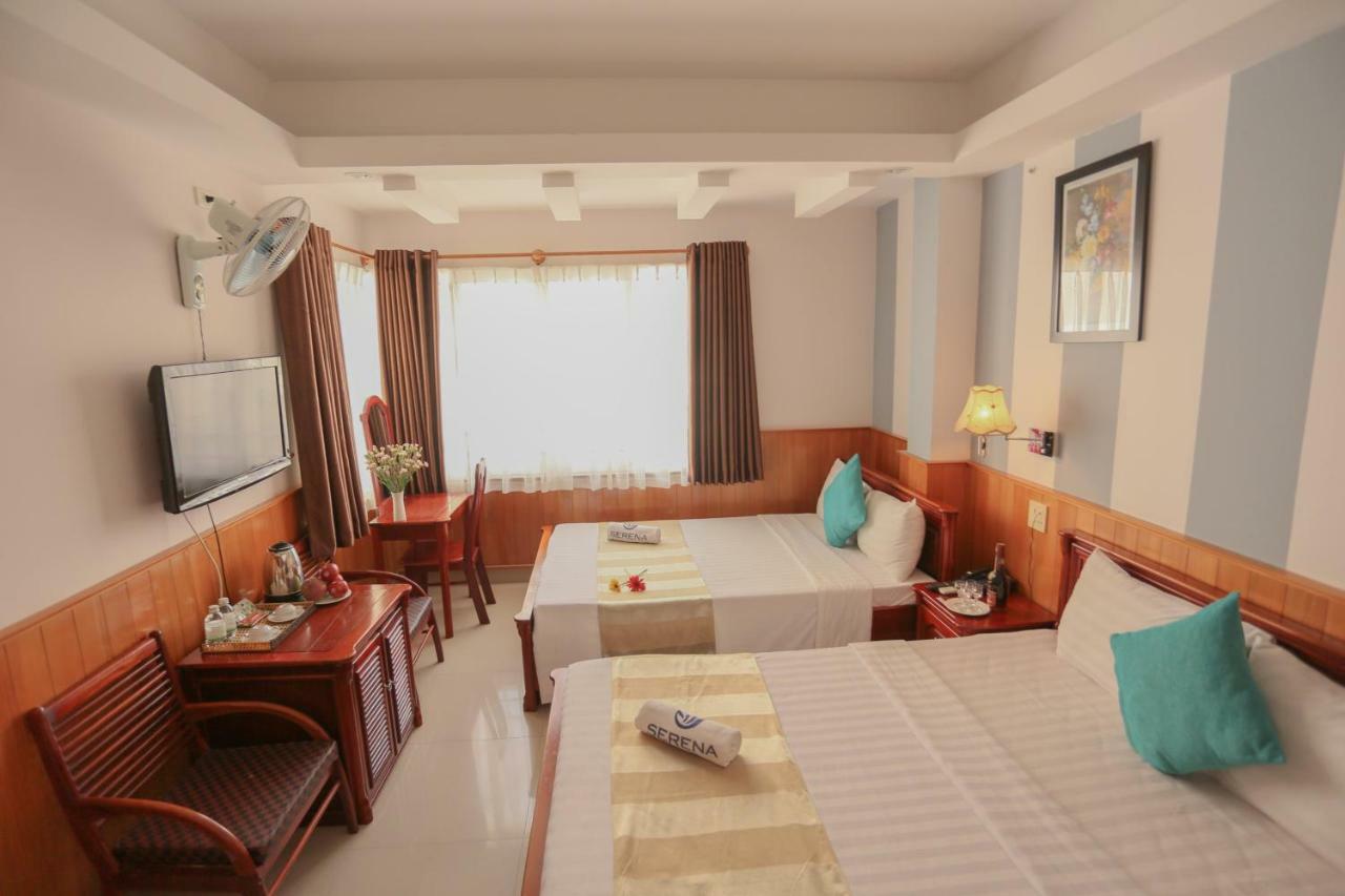 Hotel Serena 2*