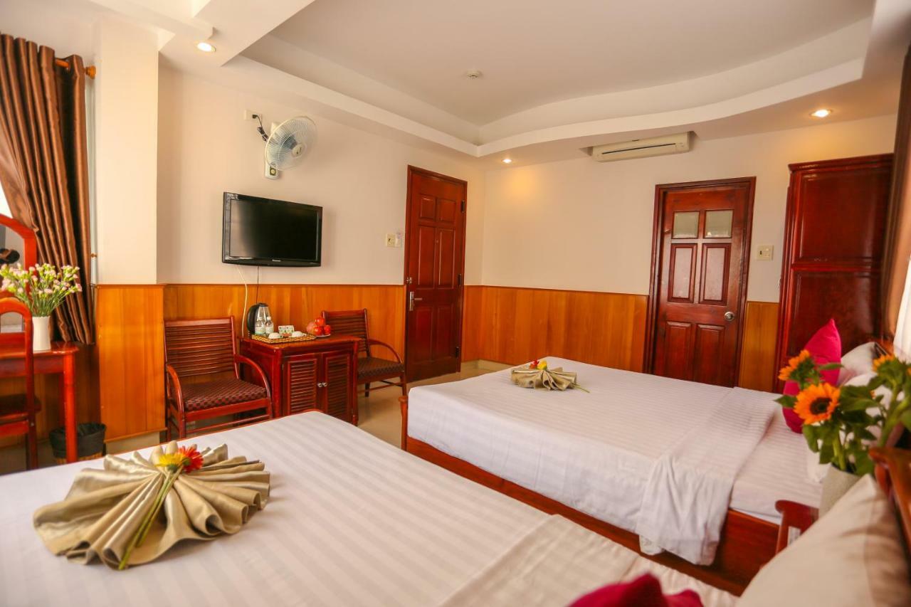 Hotel Serena 2*
