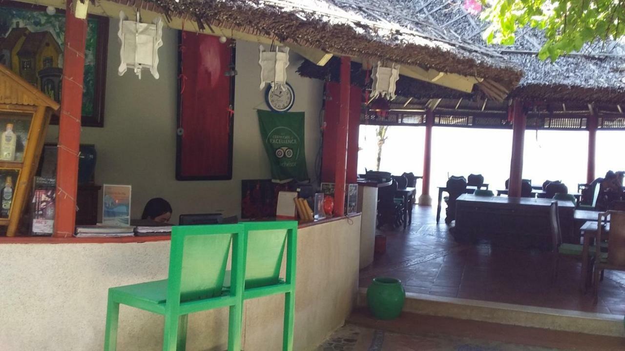 Full Moon Resort