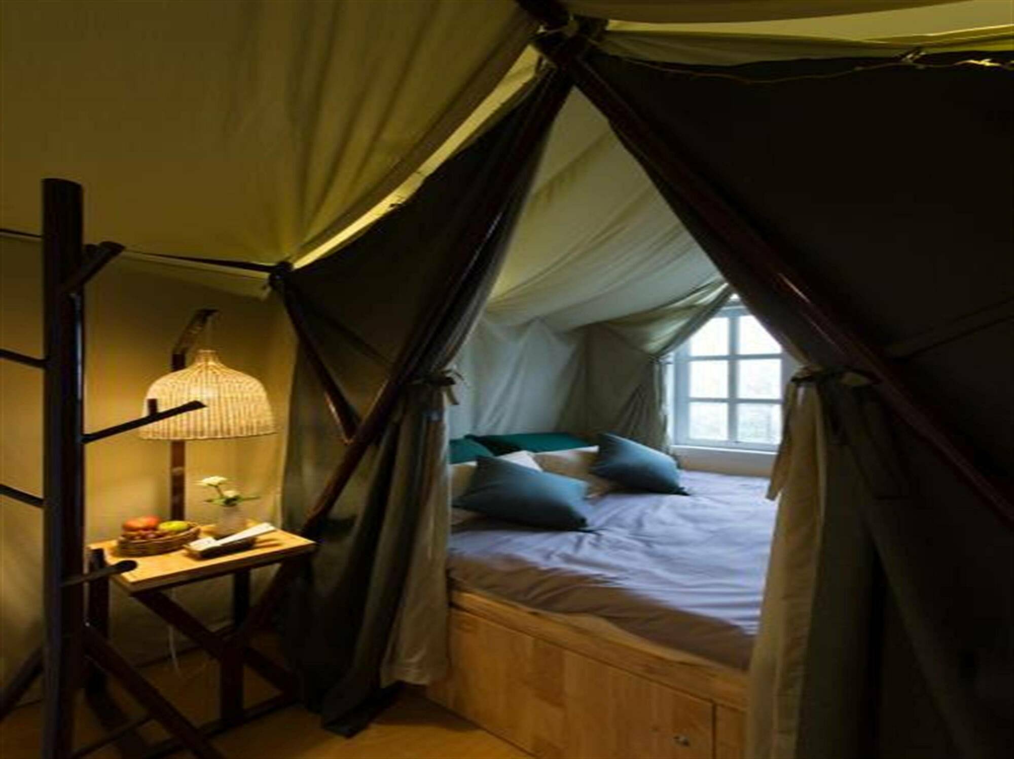 Hotel Yolo House