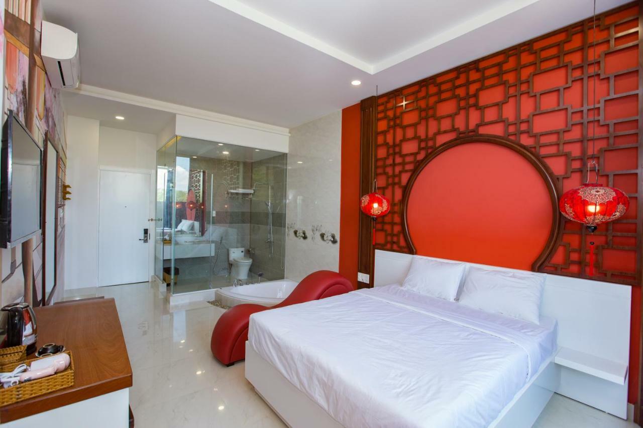Romely Love hotel *