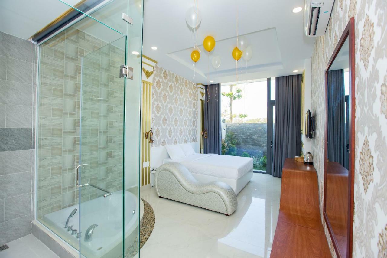 Romely Love hotel *
