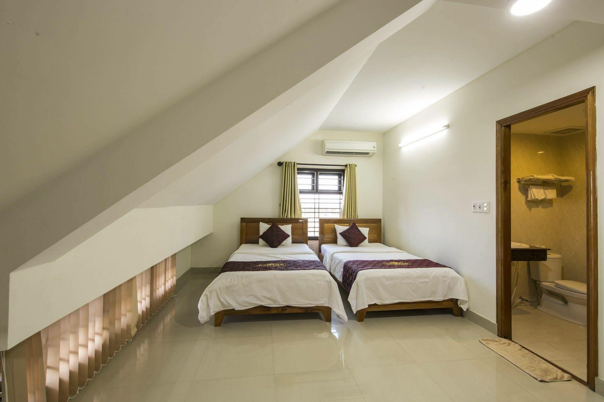Dam Tien Hotel Hotel