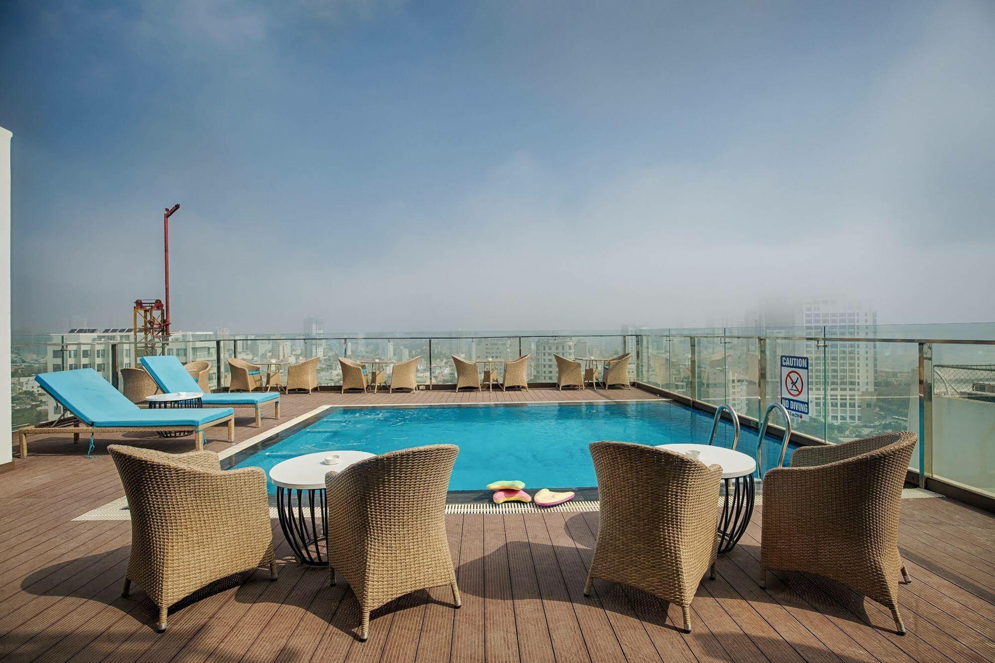 Hotel Adaline And Da Nang