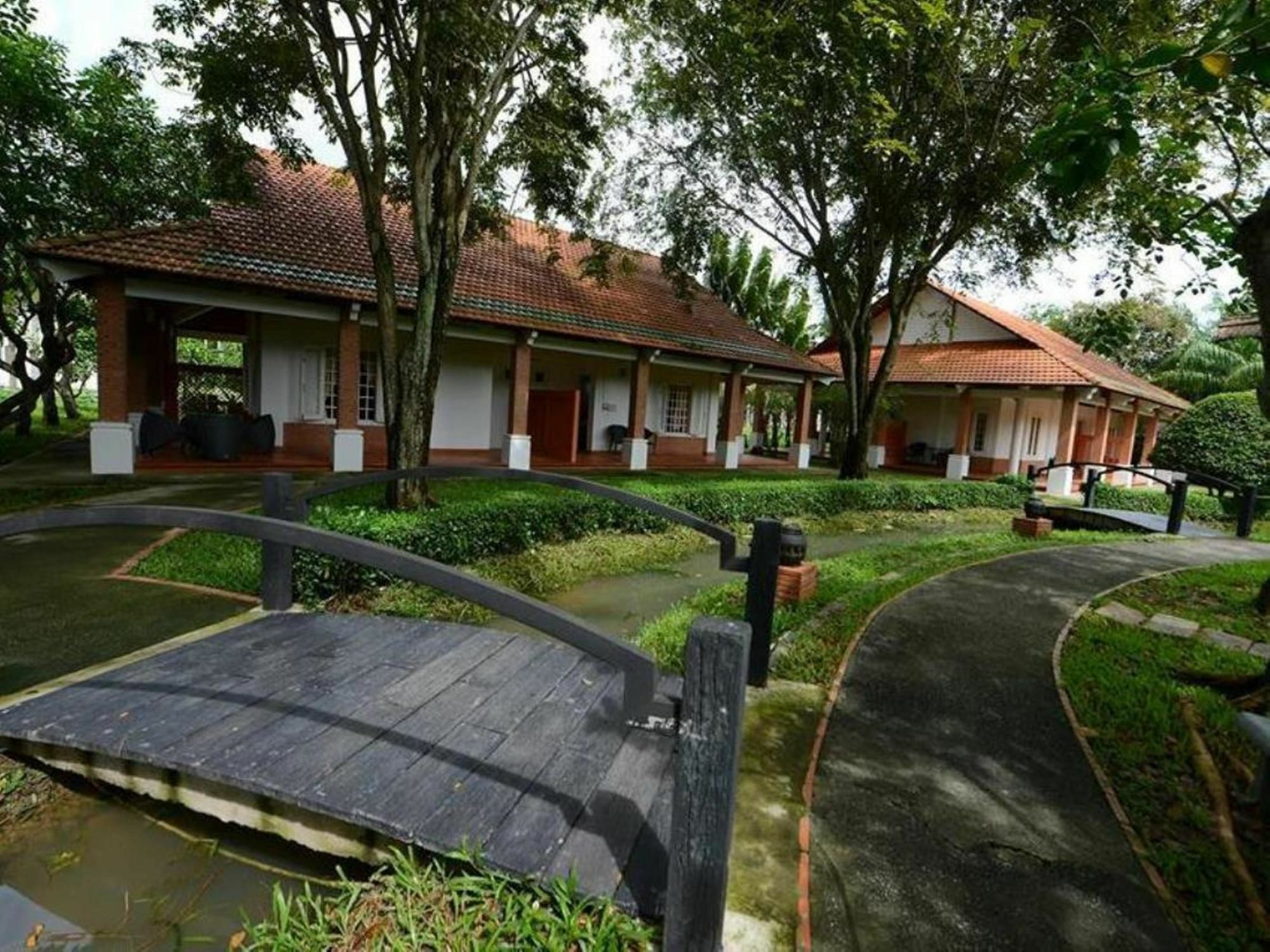 Hotel Les Hameaux De L'orient 3*