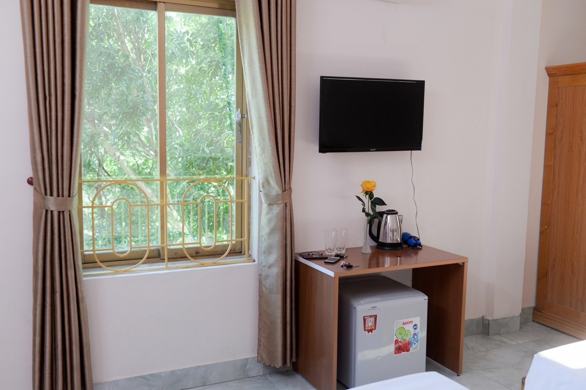 Sea Dragon Hotel 2*