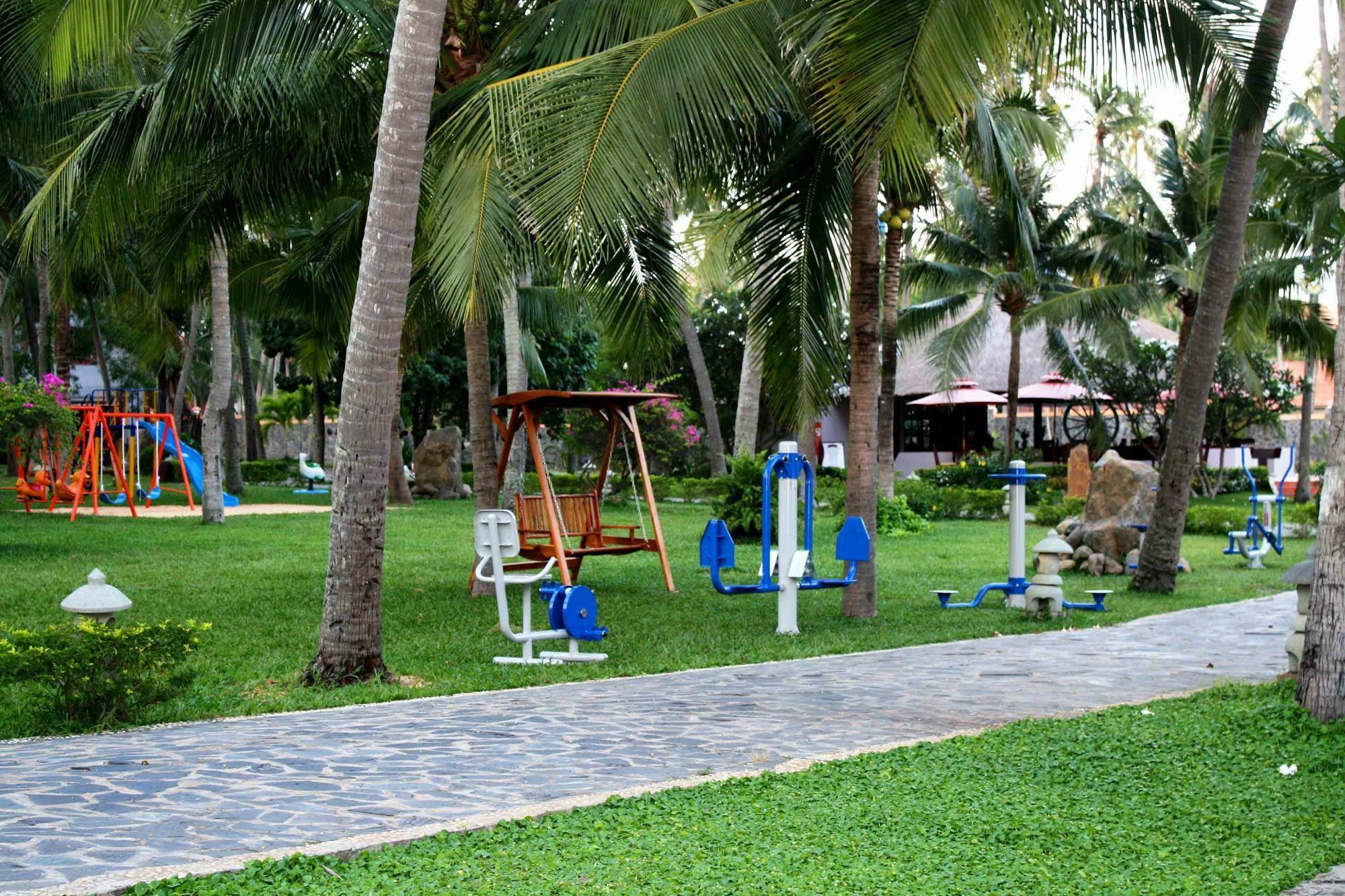 Muine Century & Resort Mũi Né