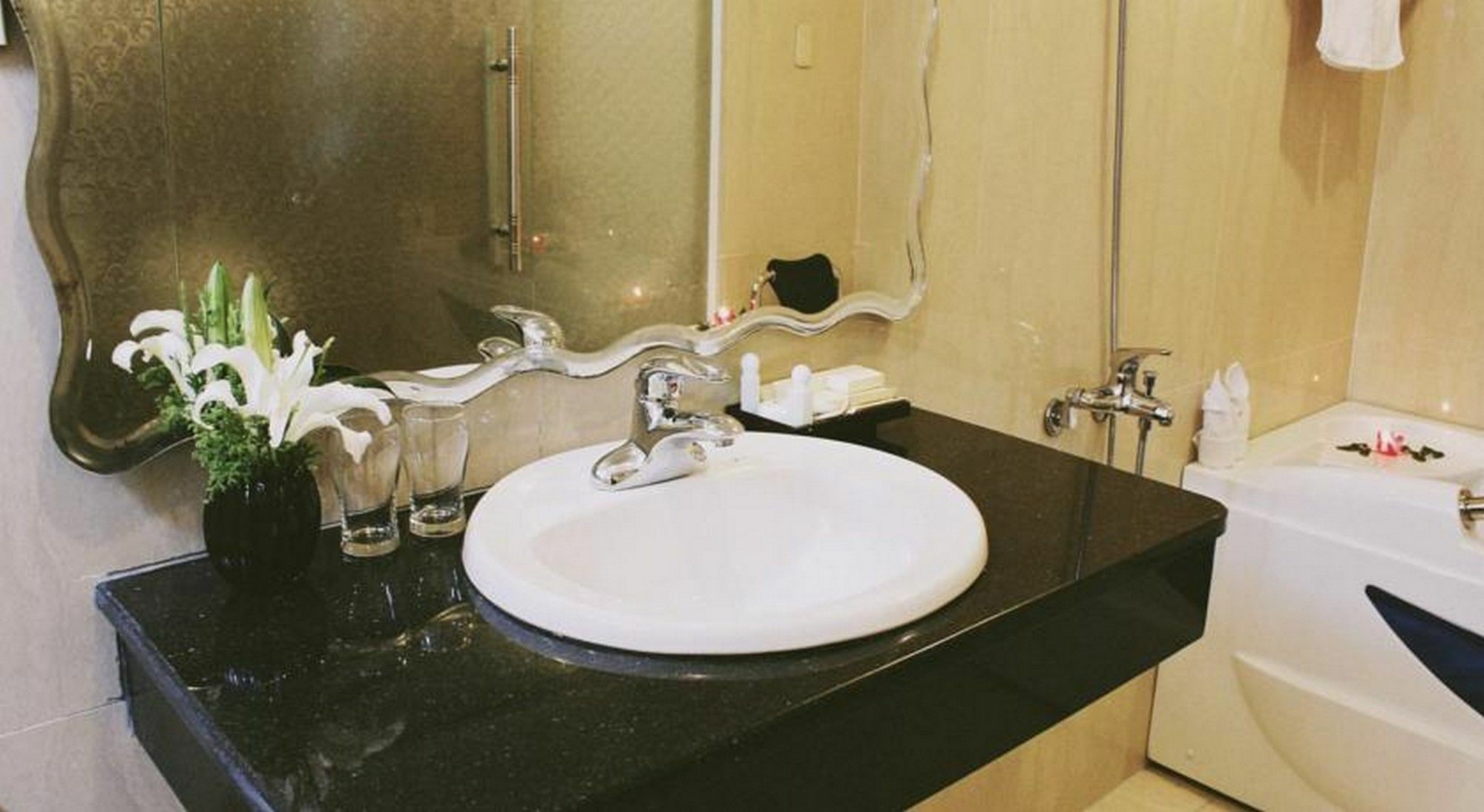 Cosiana Hotel Hue