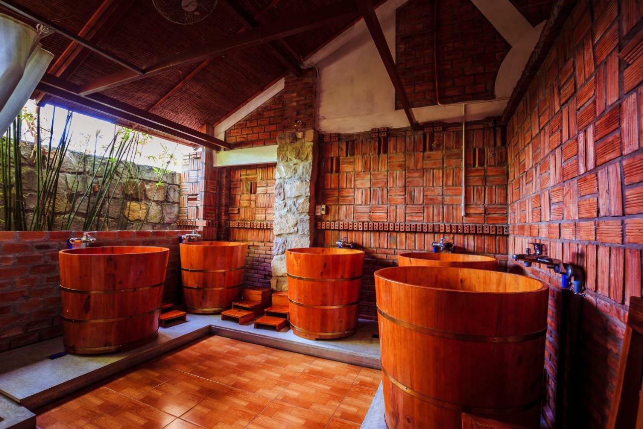 Sen Viet Resort, Sport & Resort