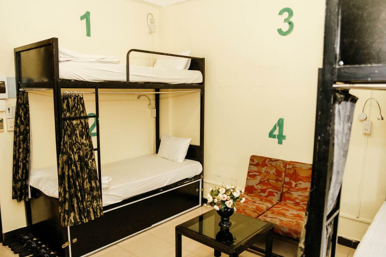 Hotel Dmz *