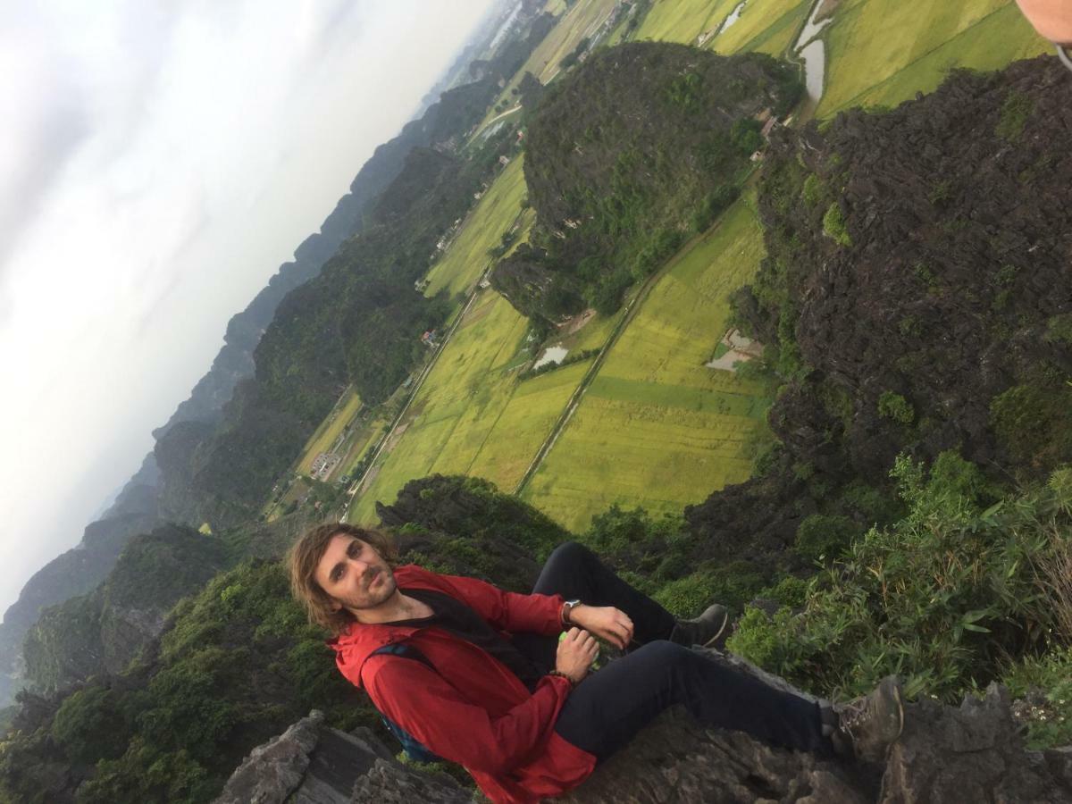 Hang Mua Happiness * Ninh Binh
