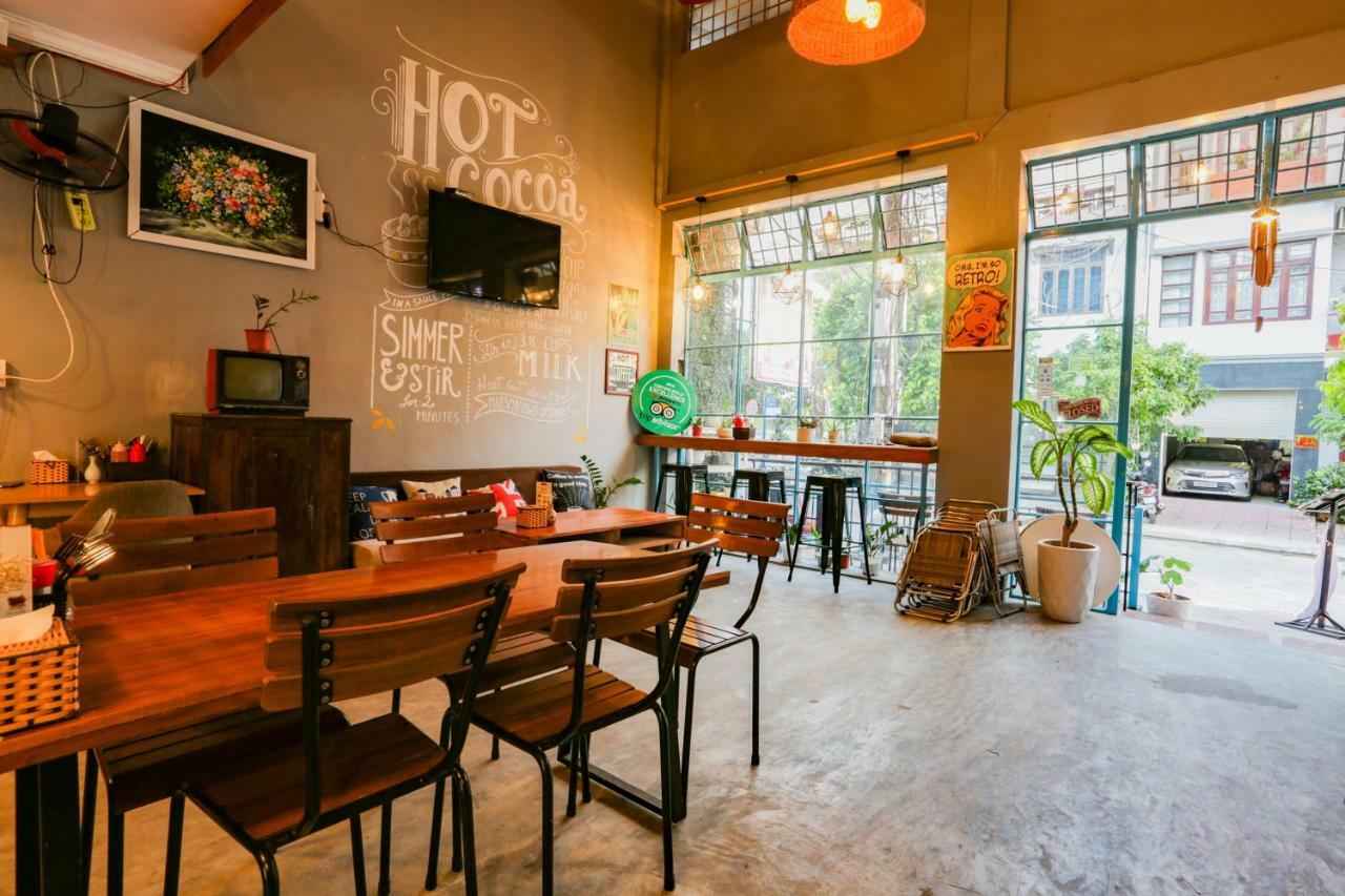 Hostel Au Dong Hoi