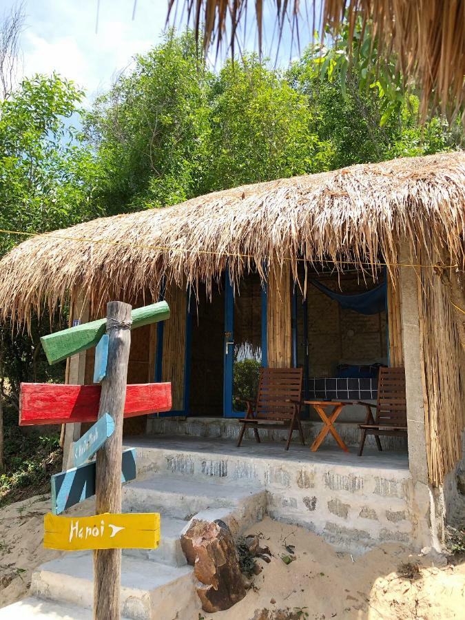 Life's A Beach Backpacker Quy Nhon