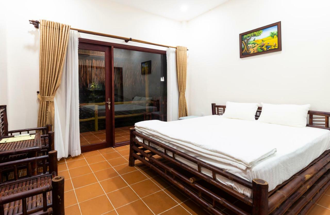 Resort Riverside Park Eco 3*