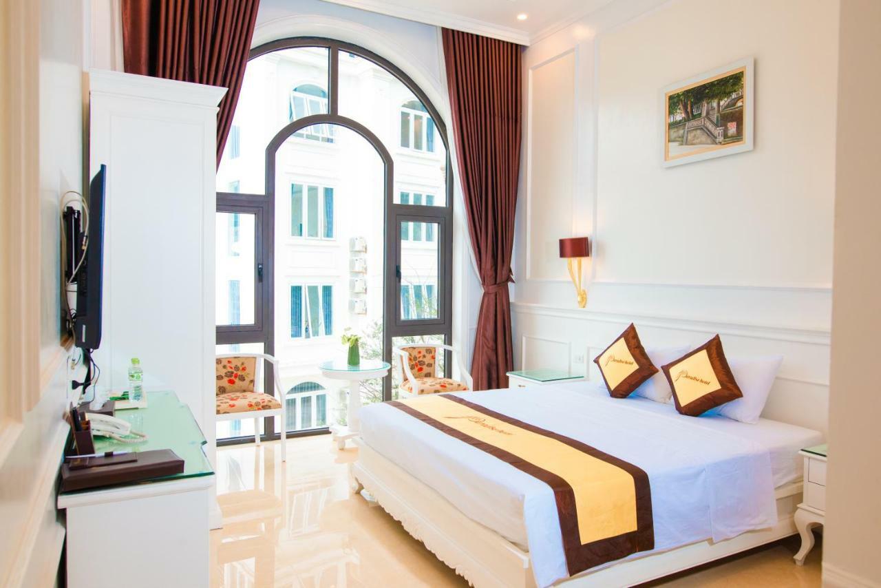 Paradise 3*