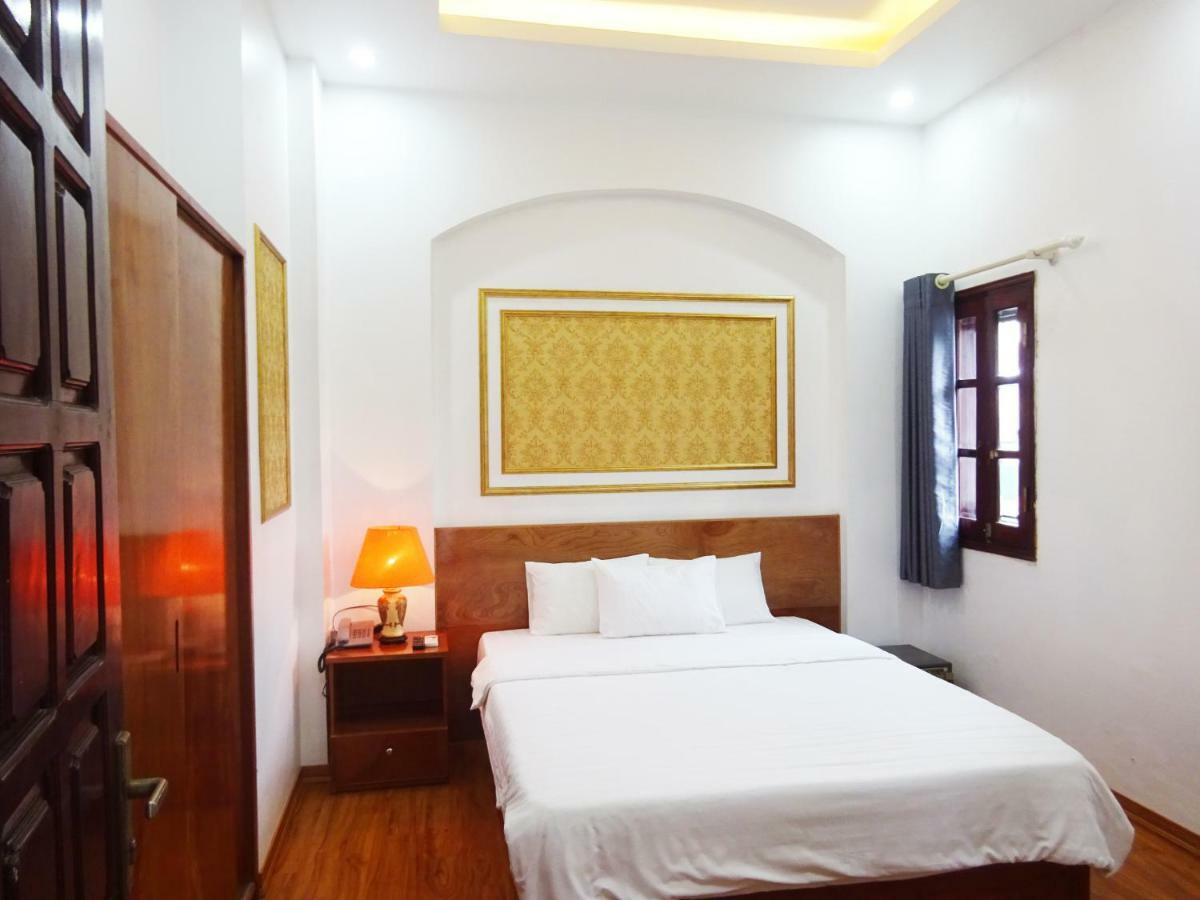 Hotel Discovery Ii