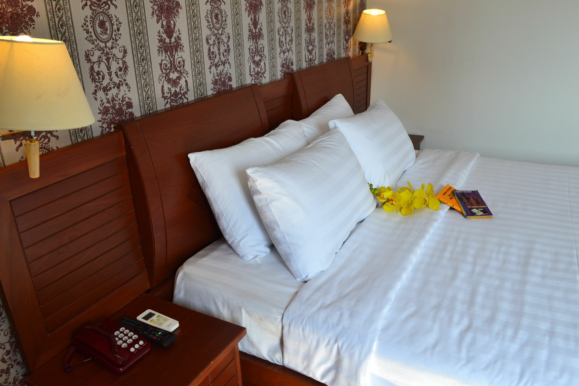 Pravina Hotel Ho Chi Minh City
