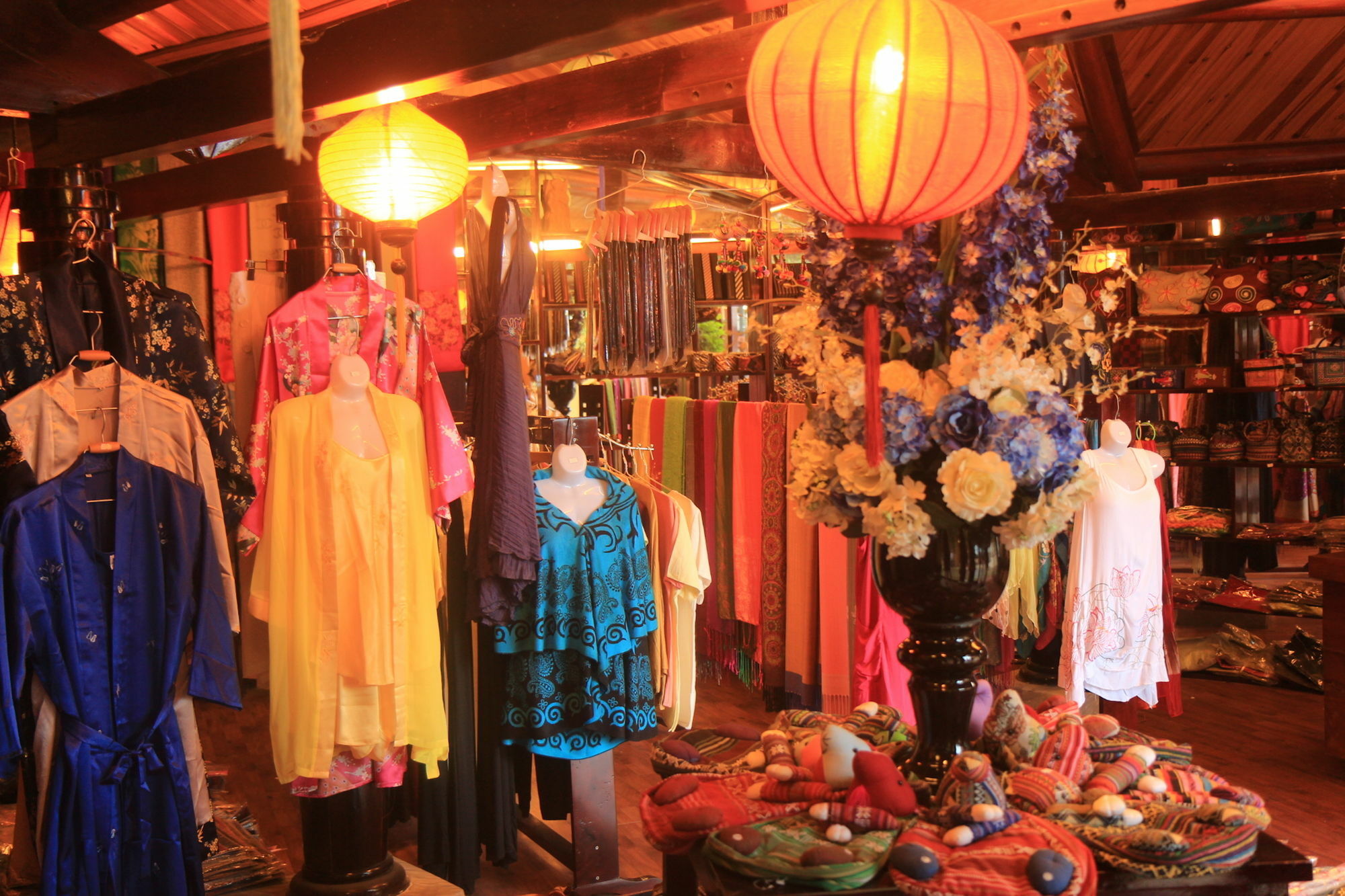 Chau Long Khách sạn