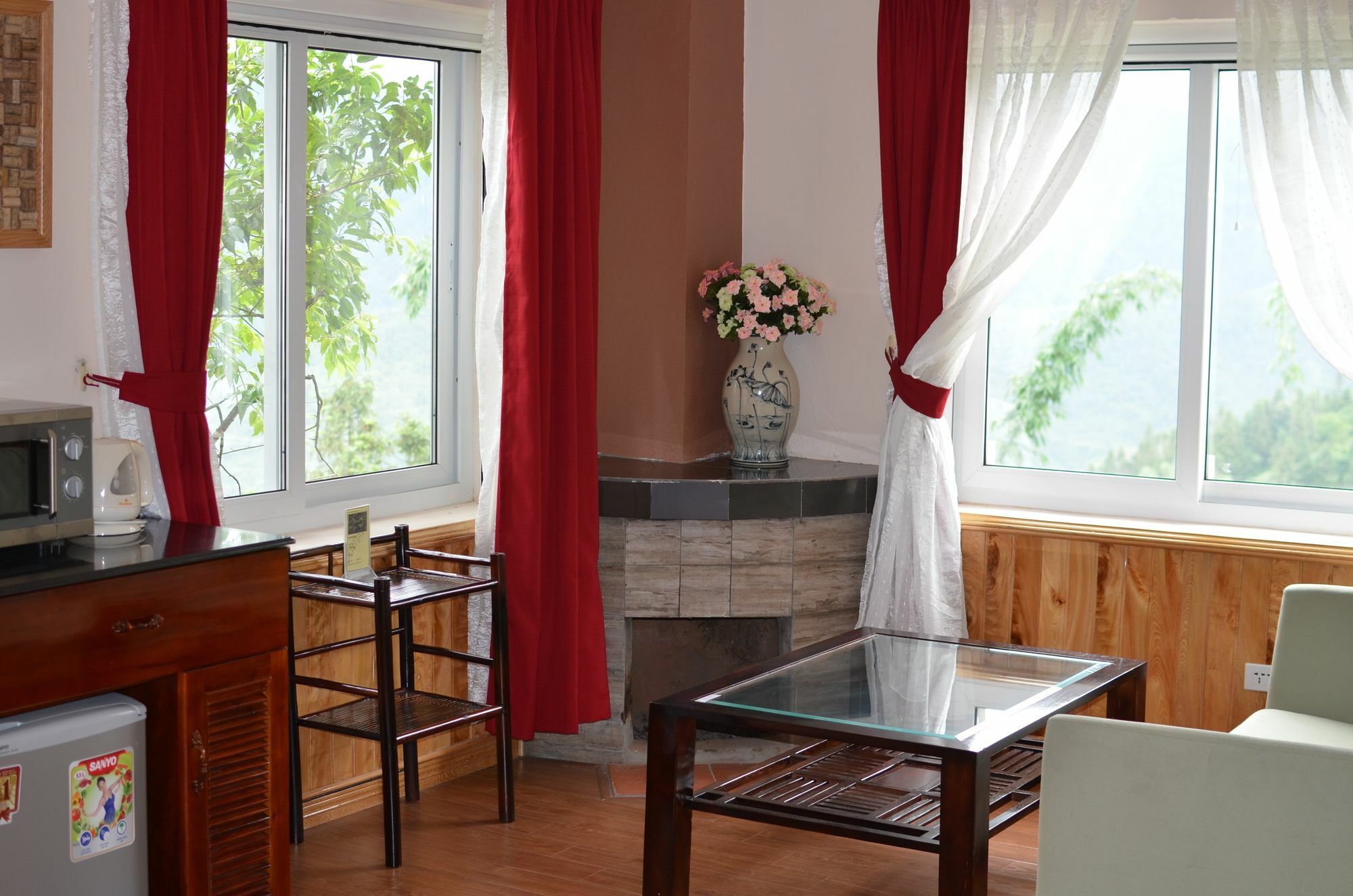Cat Cat View Hotel 3*