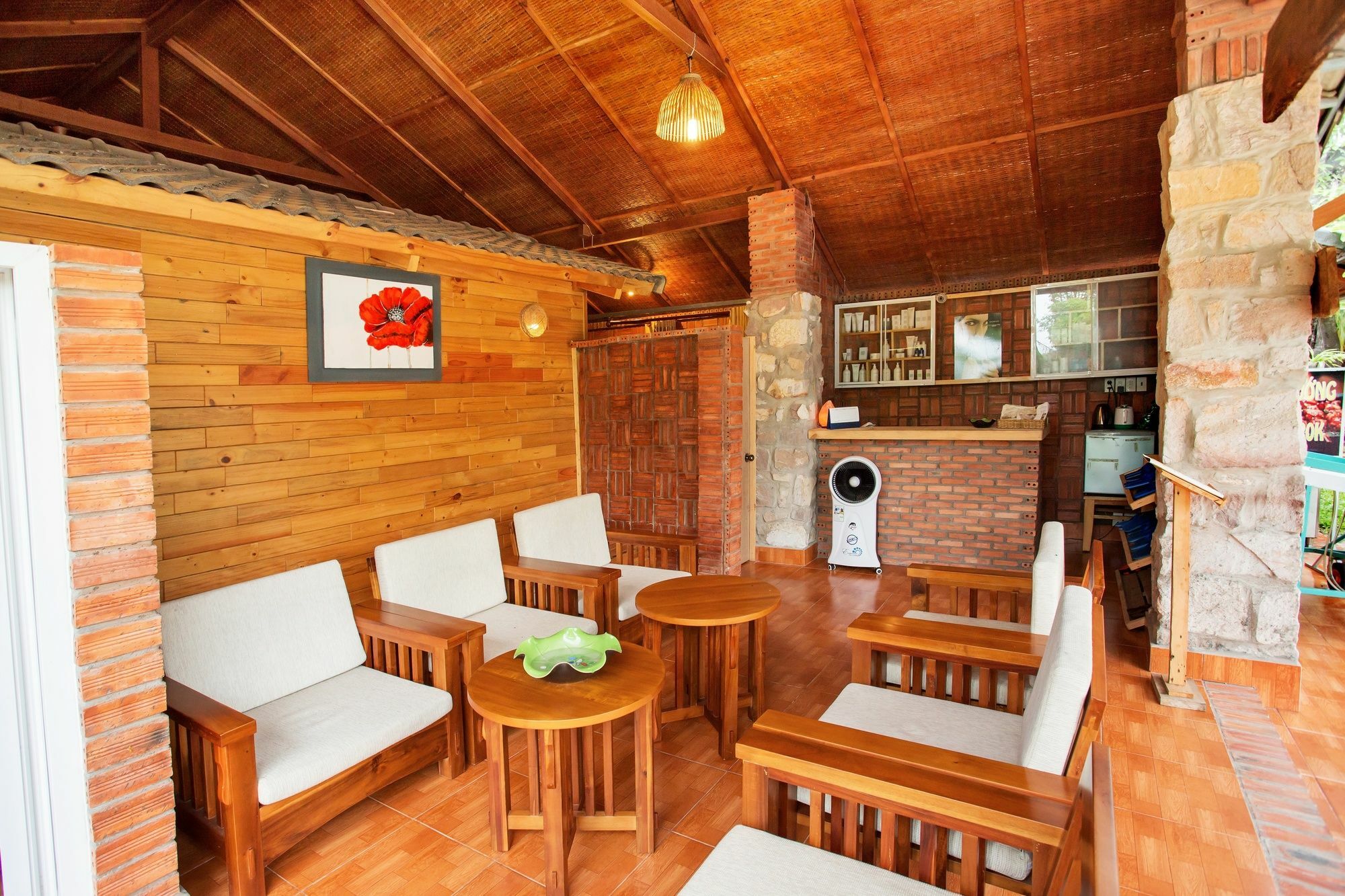 Sen Viet Resort, Sport & Resort