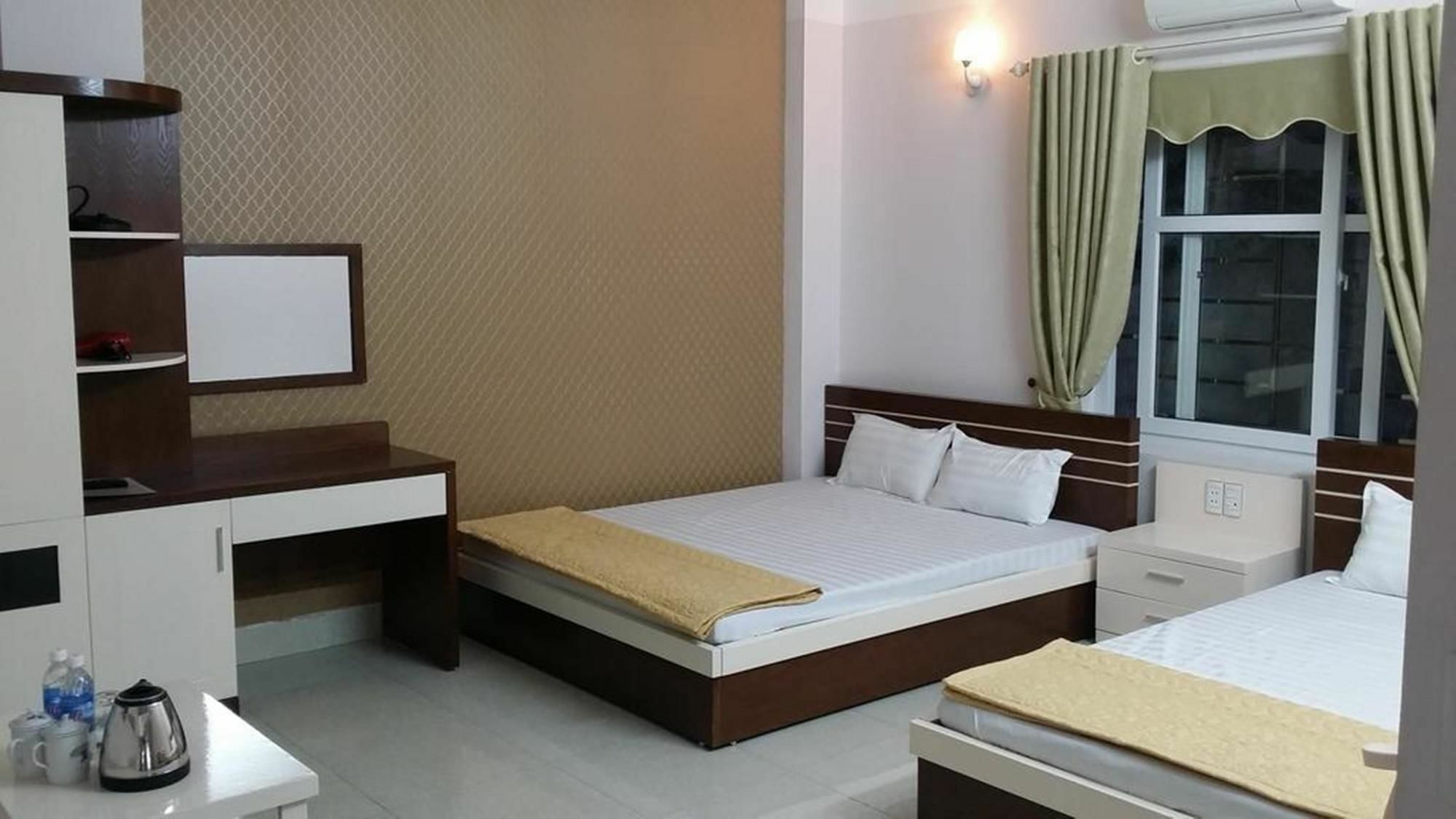 Hotel The Light 3*