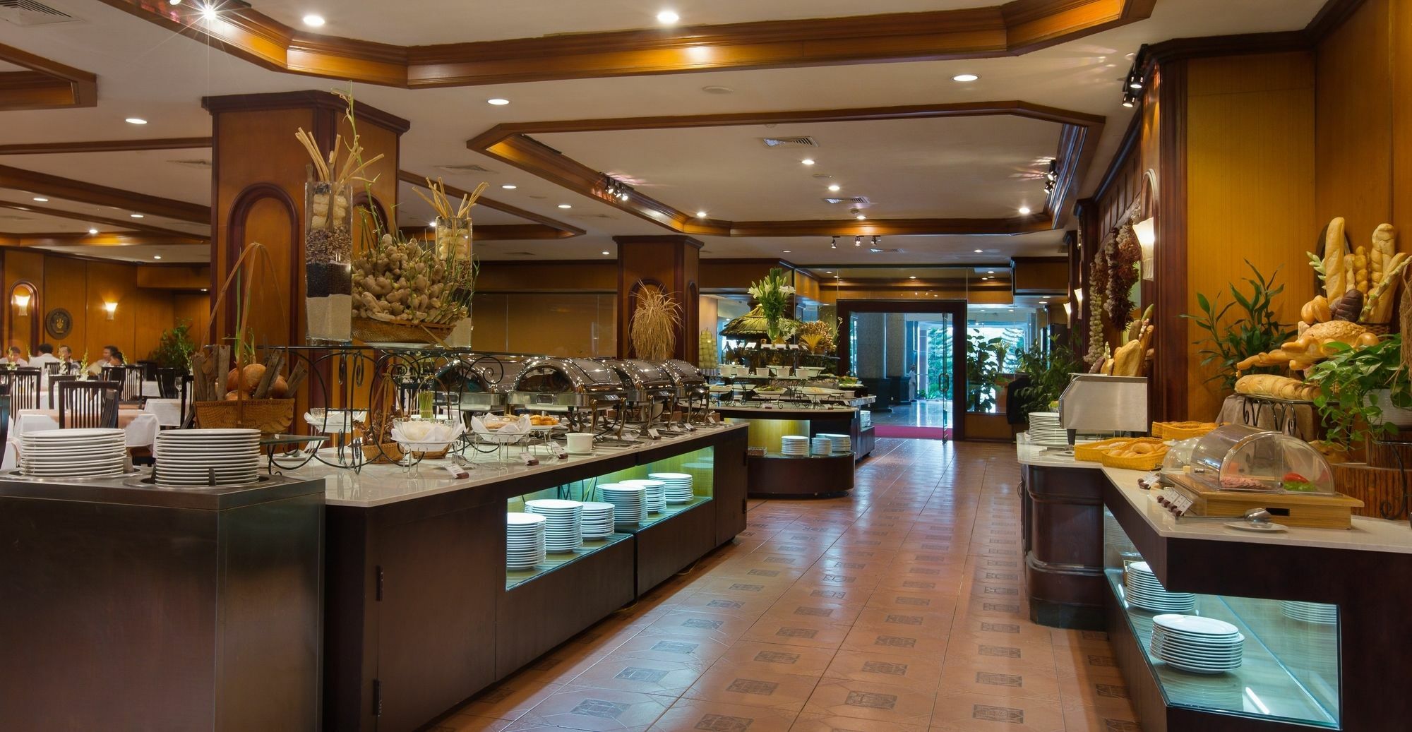 Halong Plaza Hotel 4*