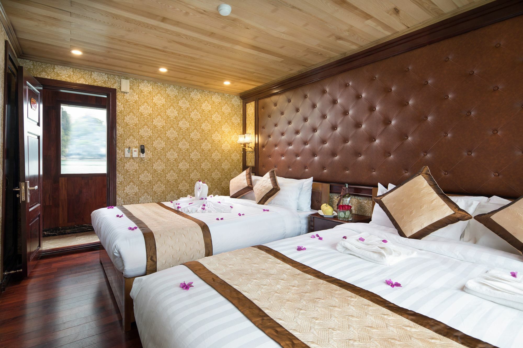 Harmony Boutique Cruises  Ha Long