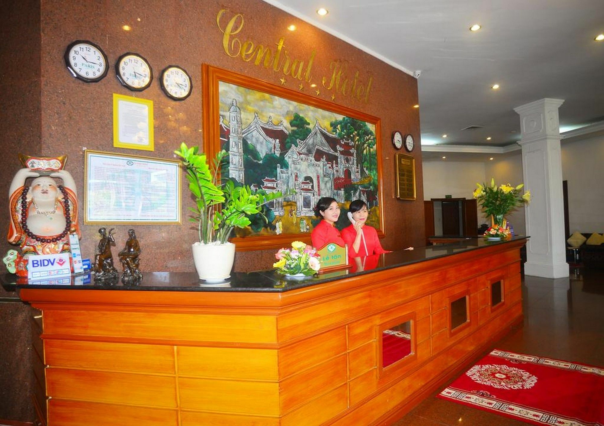 Central Hotel Hotel 4*