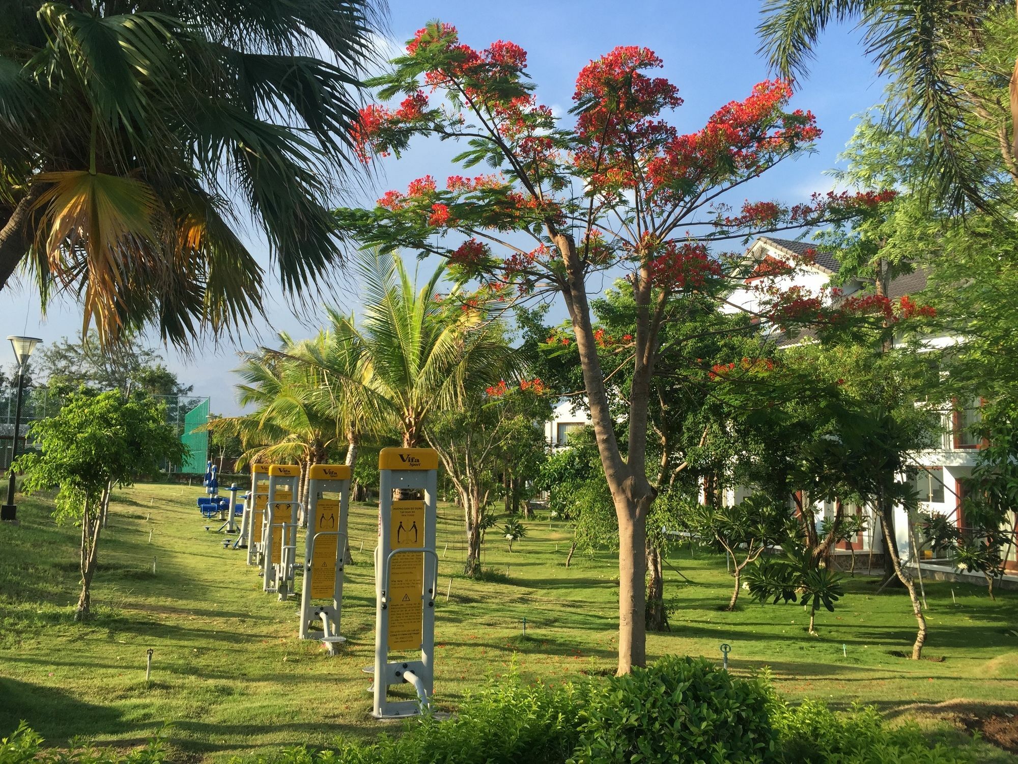 Carmelina Resort