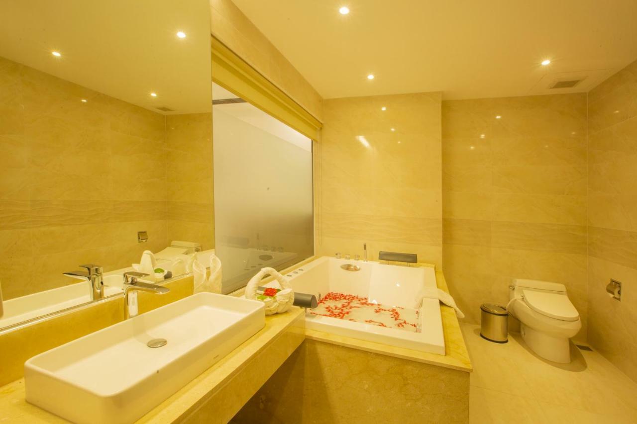Hotel Westlake & Vinh Phuc 5*