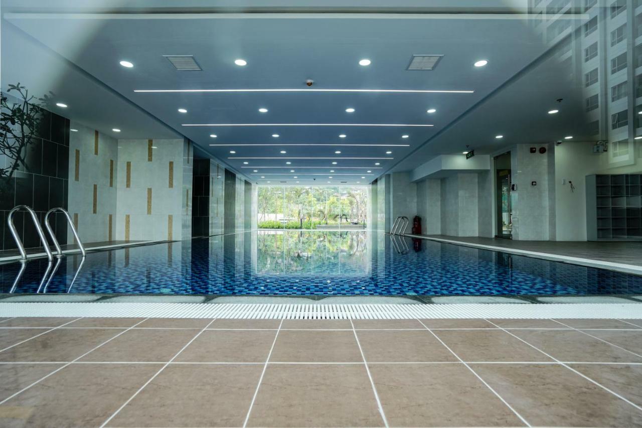 The 1108 Sapphire Apartment