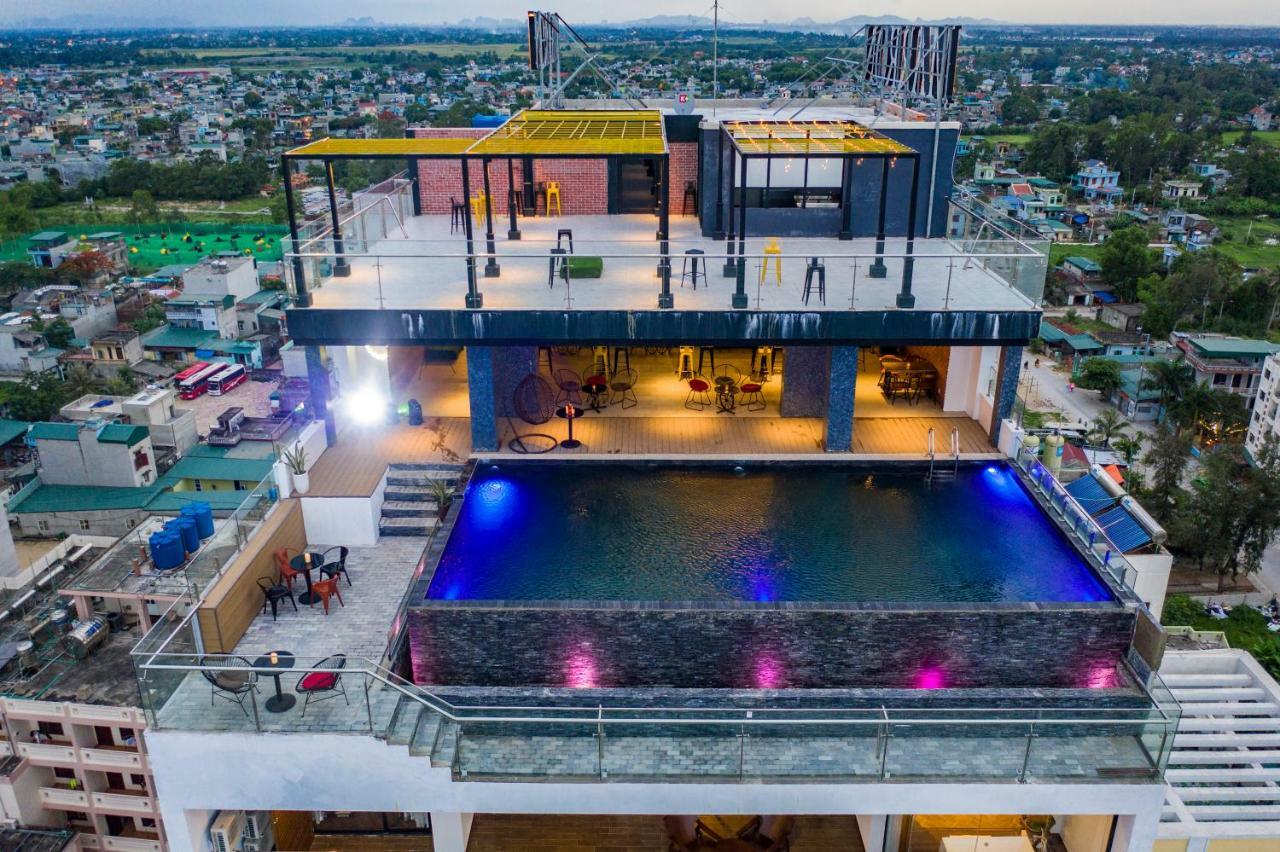 The Marron Hotel