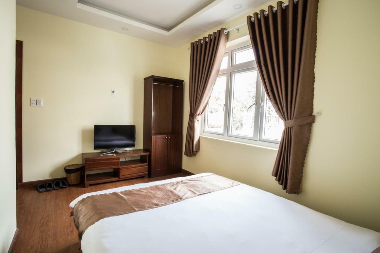Luto Hotel *
