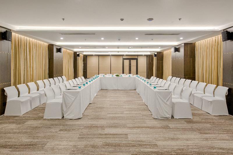 Hotel Satya Market