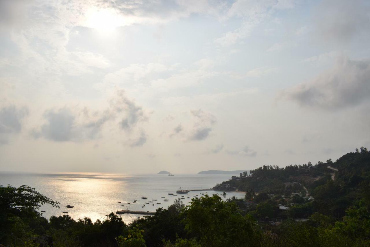 Cham Island Smiles Tan Hiep (Quang Nam)