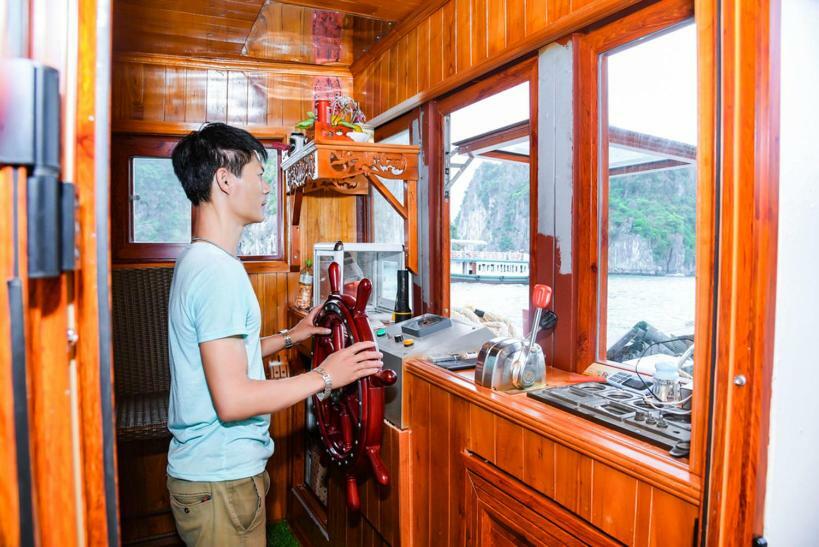 Cat Ba Bay Cruises
