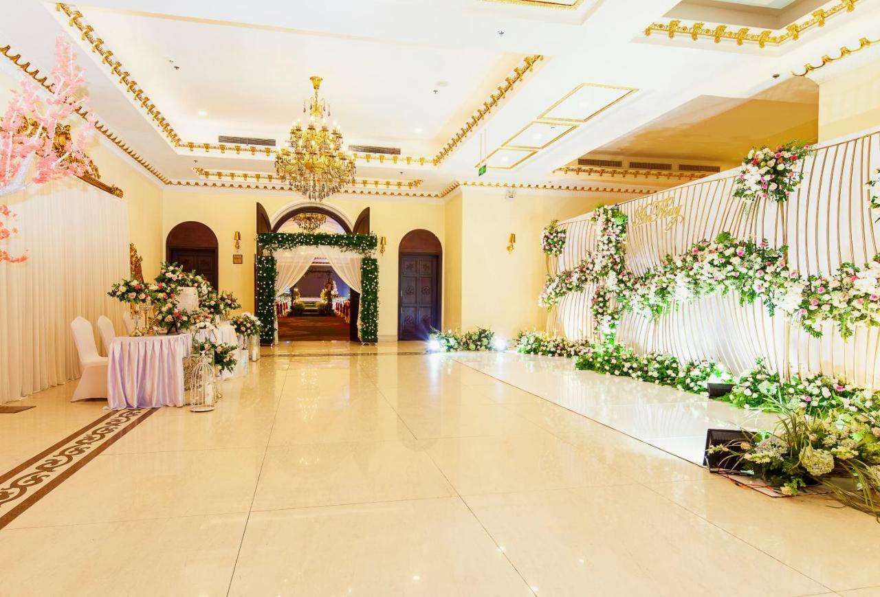 The Mira Hotel 5*