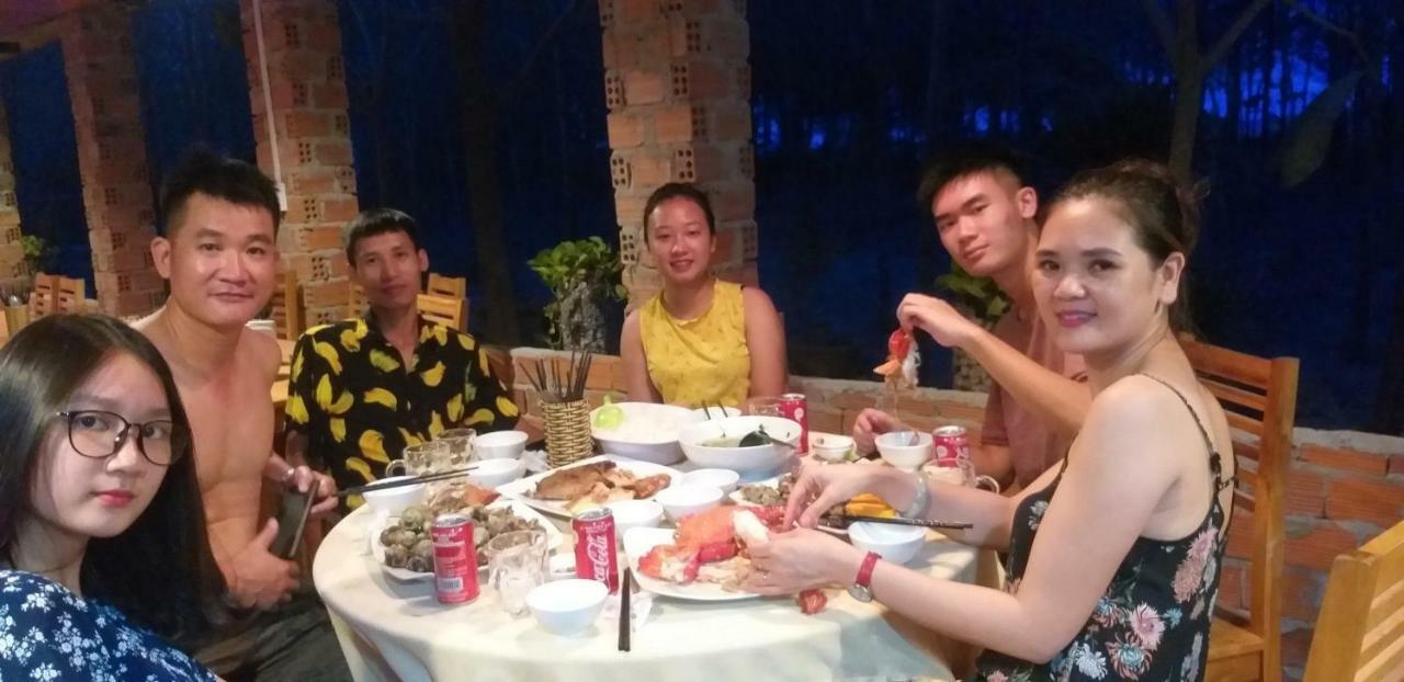 Hoang Sa Hotel