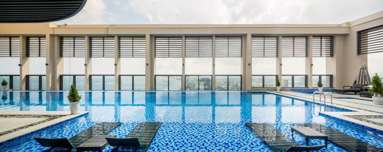 Beachfront Luxury - Rooftop Pool - * Da Nang