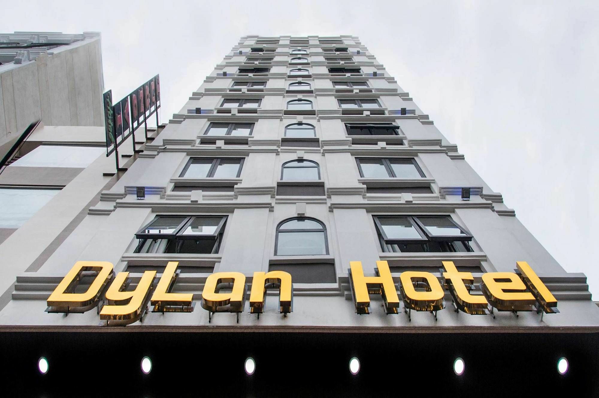 Dylan Hotel 4*