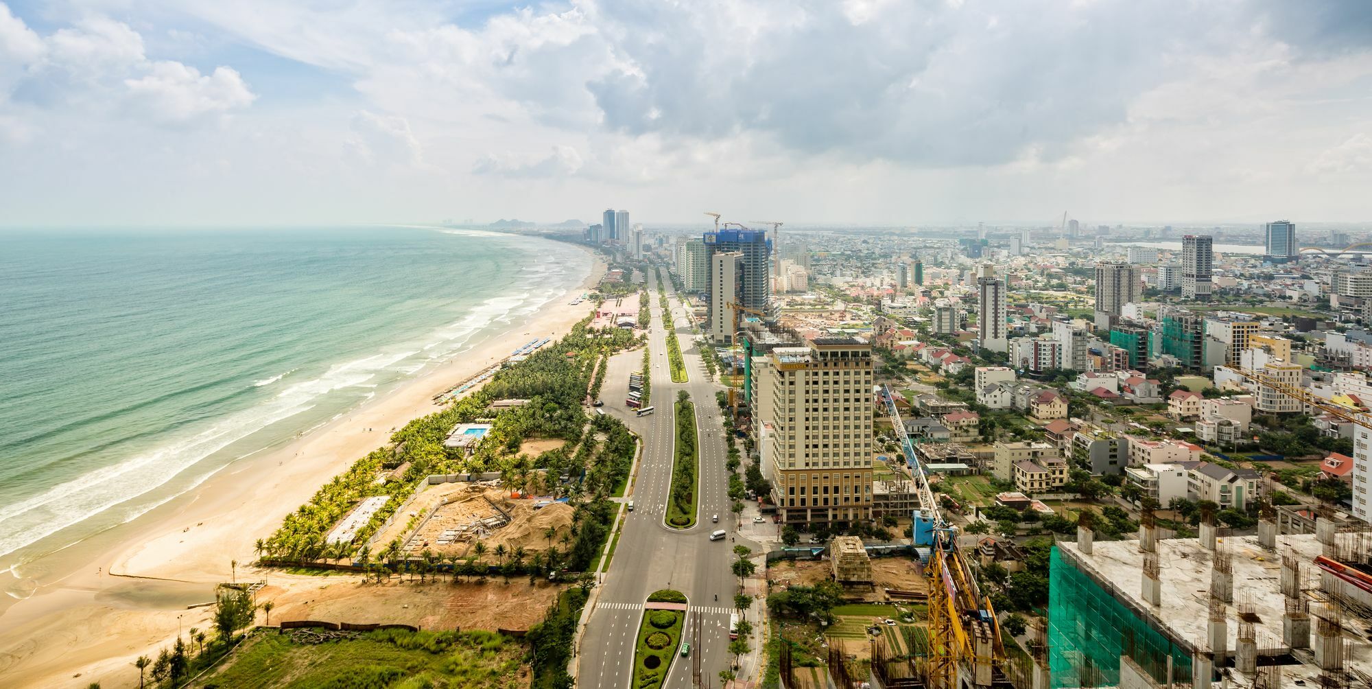 Beachfront Luxury - Rooftop Pool -