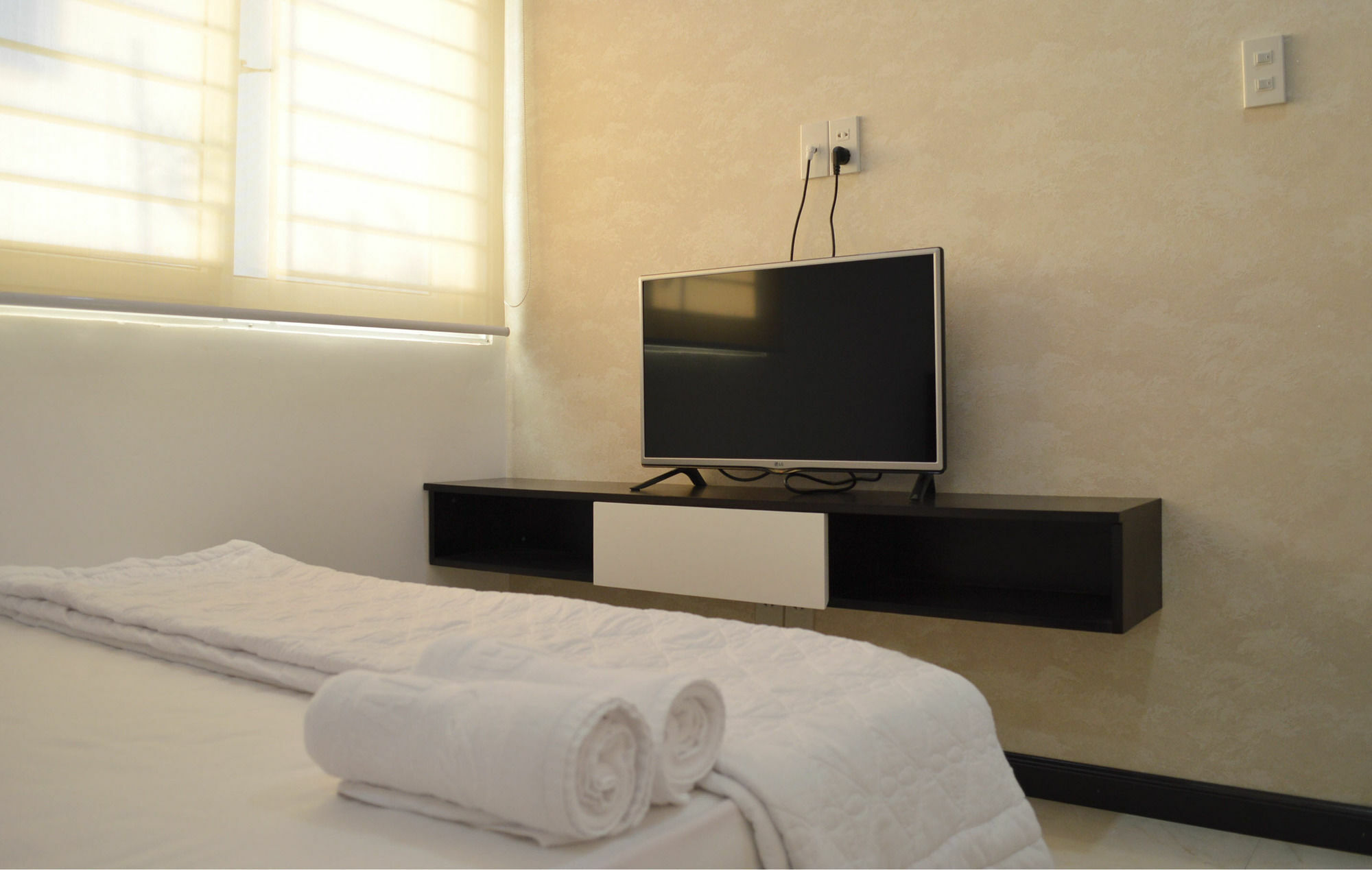 Maika Condotel *