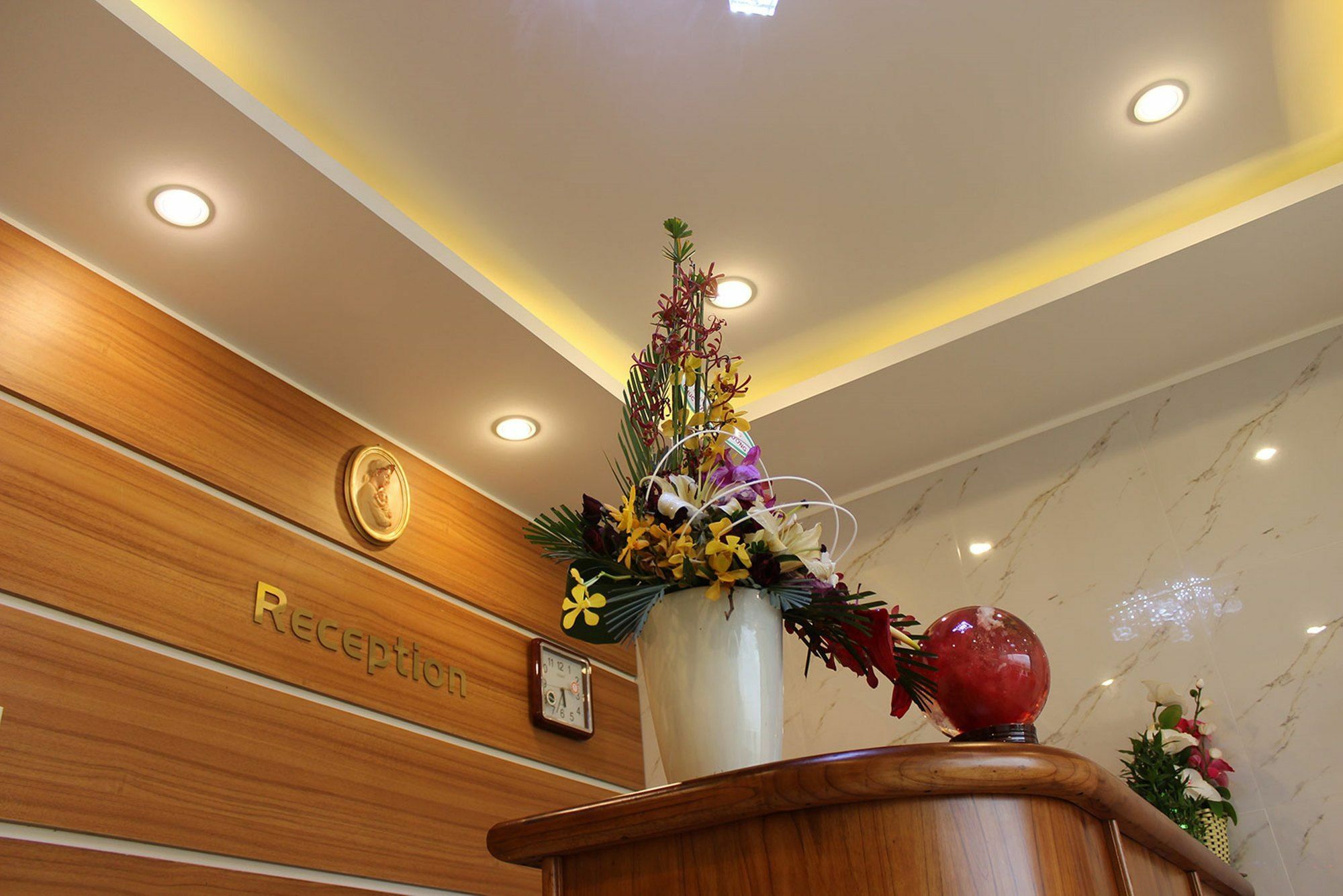 Cau Rong Hotel 2*