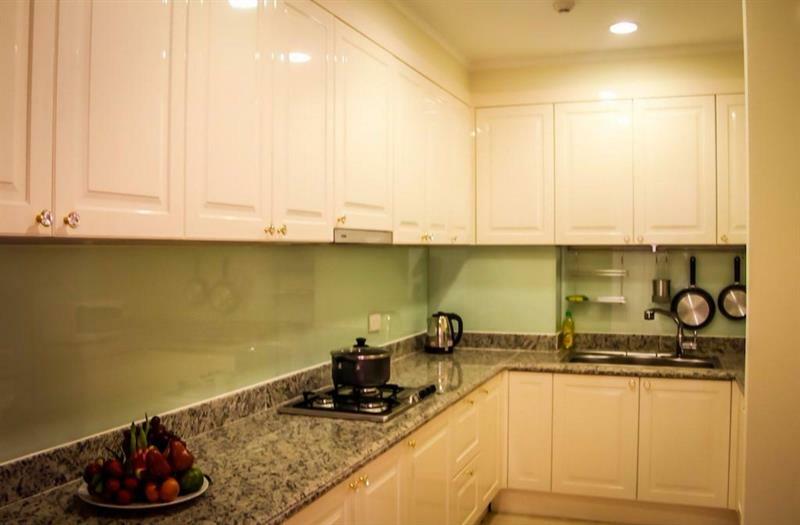 Hoan Cau Luxury Hotel